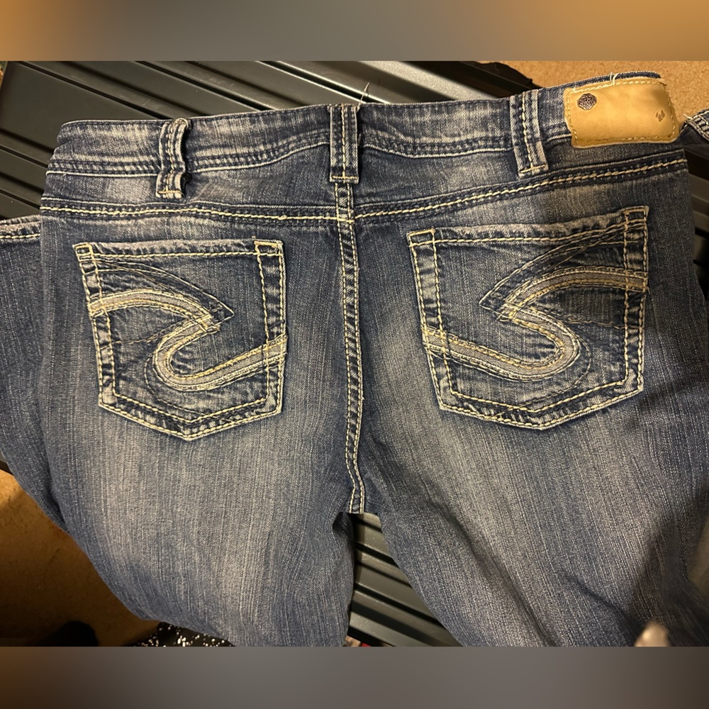 Silver Co. women’s jeans. Gently Used. W 31, L 33. $20